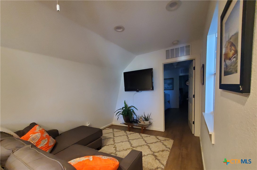 404 S 13th Street Property Photo 12