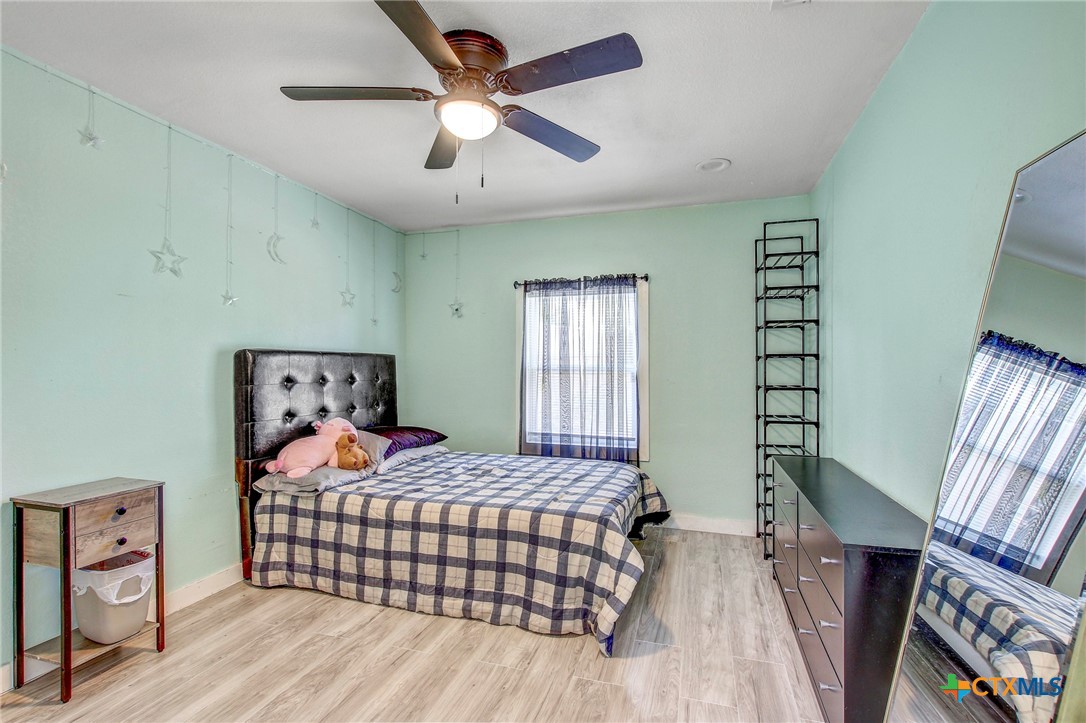 232 Campbell Street Property Photo 15