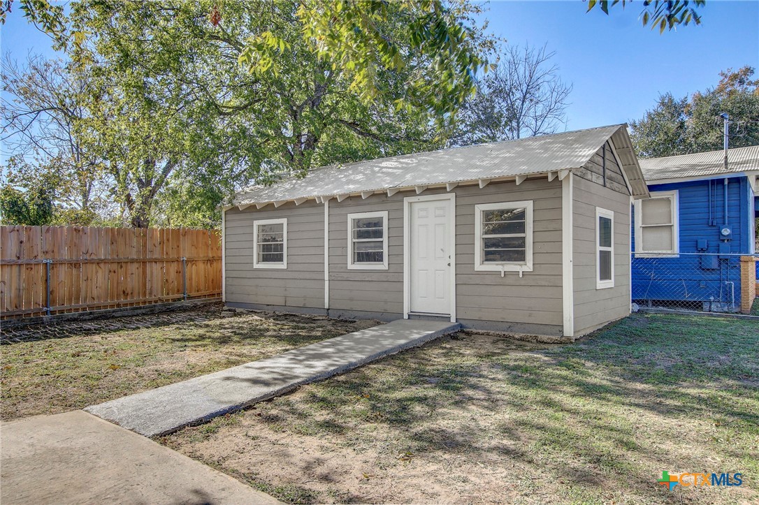232 Campbell Street Property Photo 26