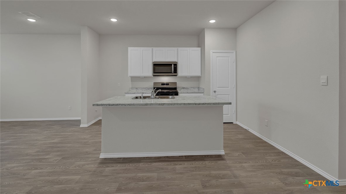 215 Jackson Street Property Photo 8