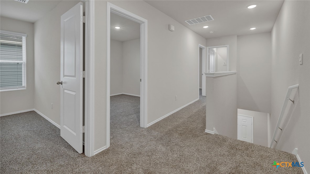 215 Jackson Street Property Photo 14
