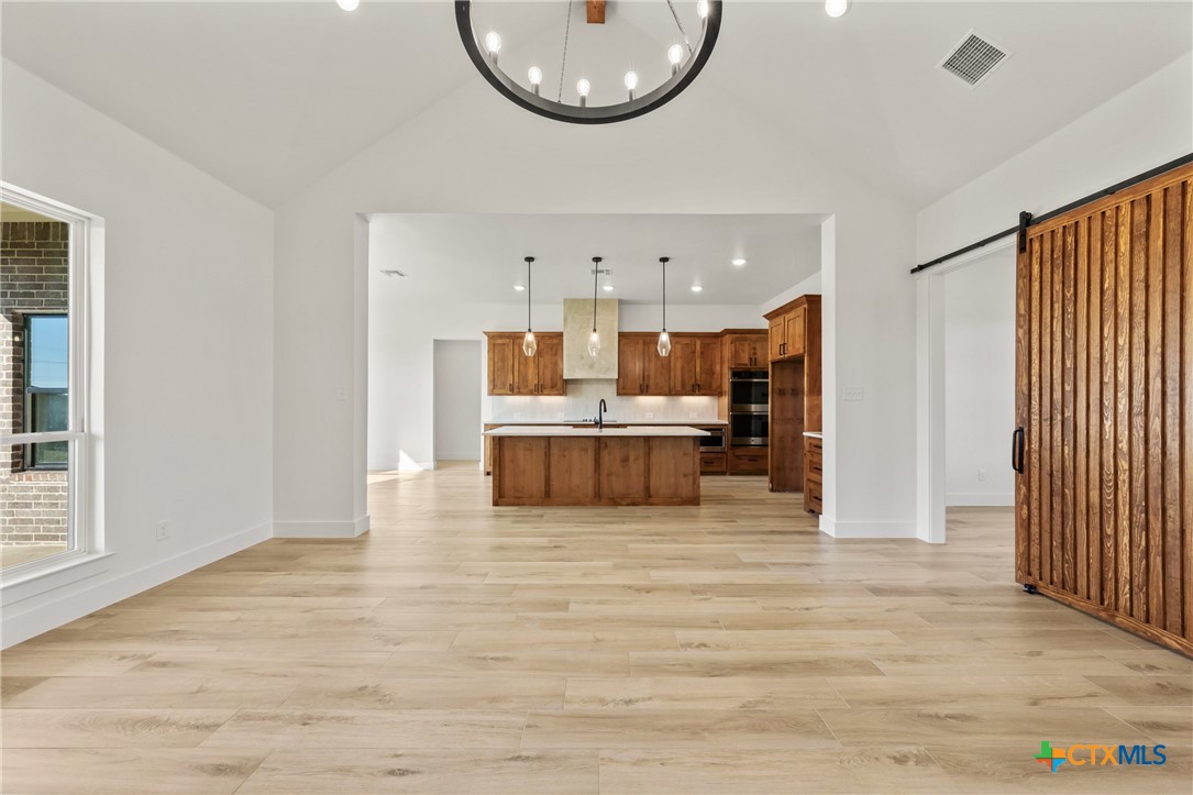 5218 Hollow Ranch Drive Property Photo 5