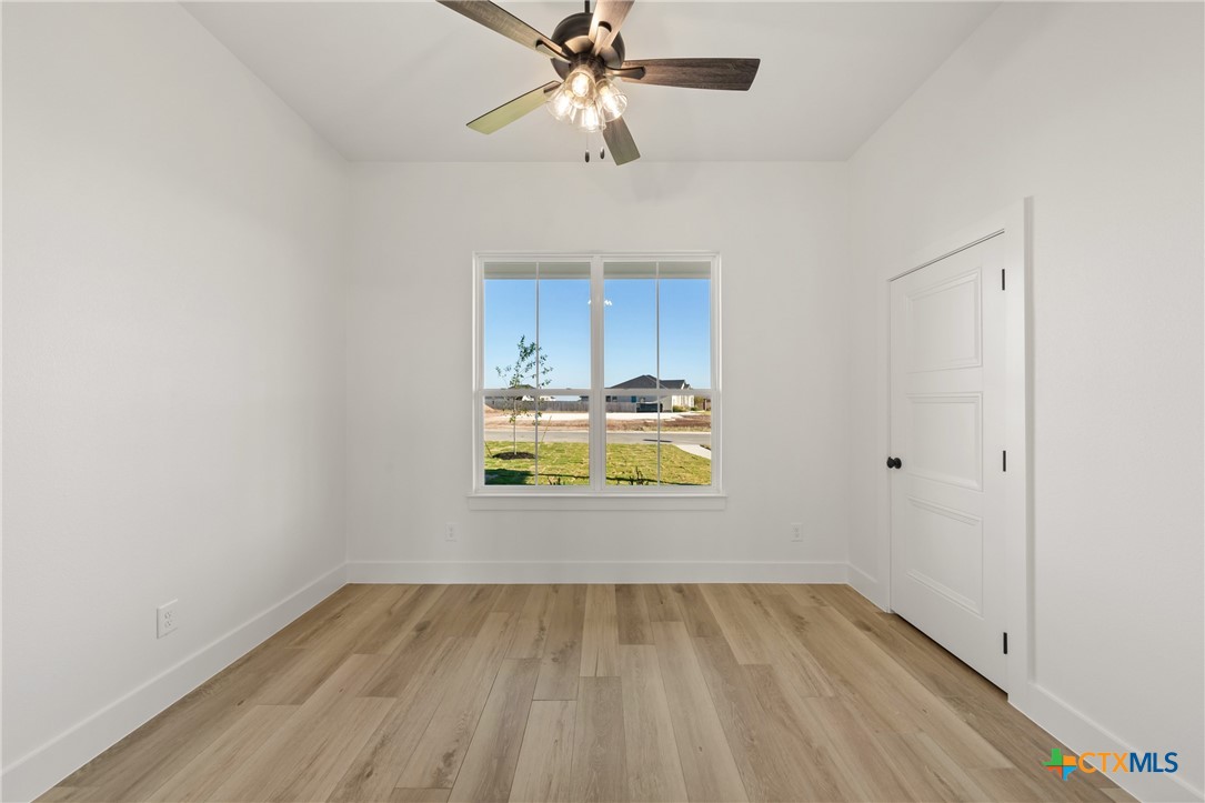 5218 Hollow Ranch Drive Property Photo 16