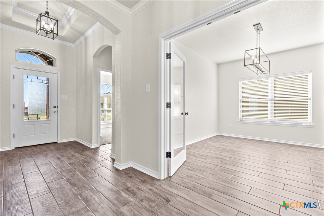 7807 Platinum Drive Property Photo 4