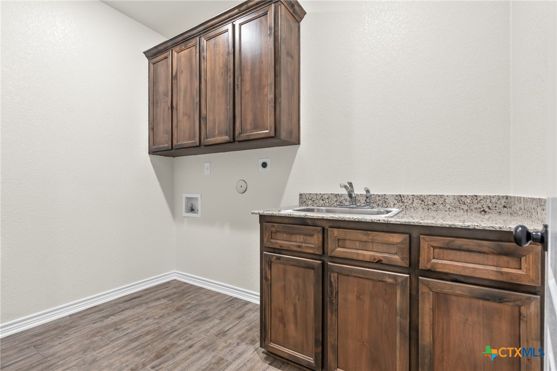7807 Platinum Drive Property Photo 26