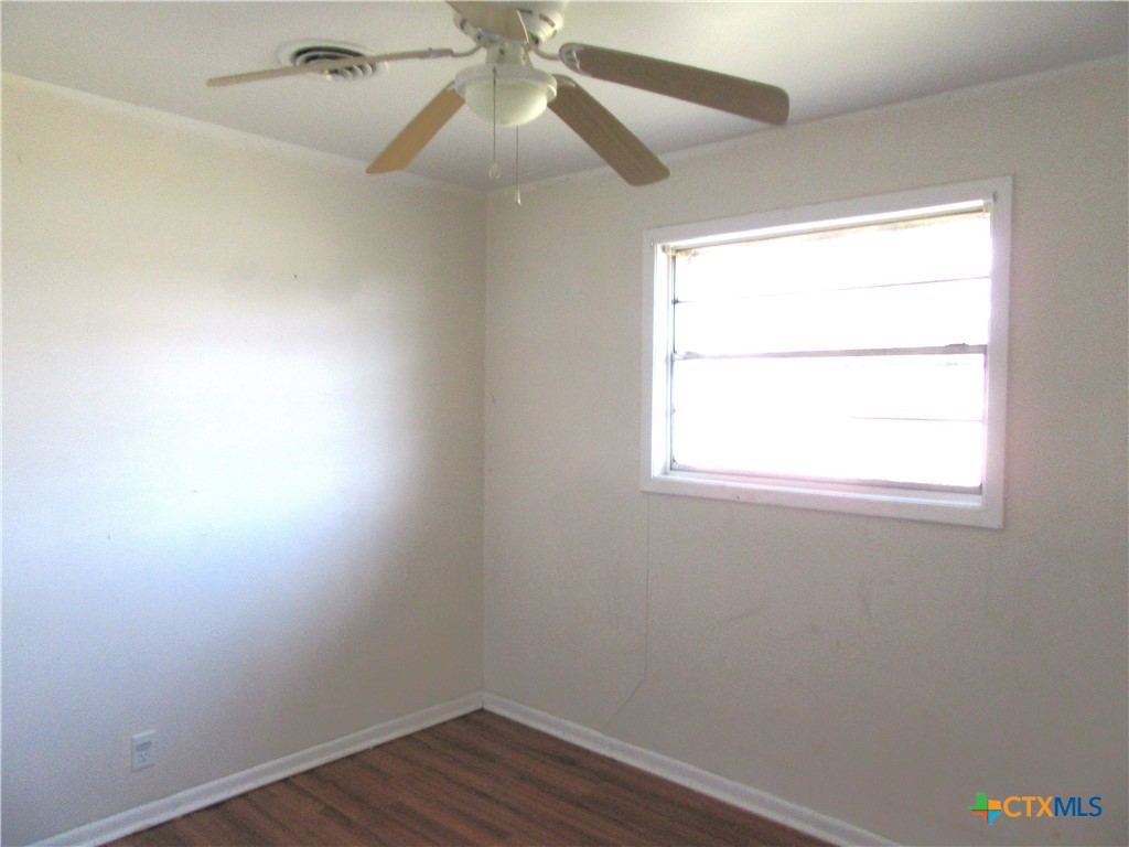 410 N Highway 95 Highway Property Photo 10