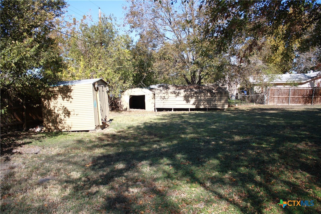 410 N Highway 95 Highway Property Photo 17