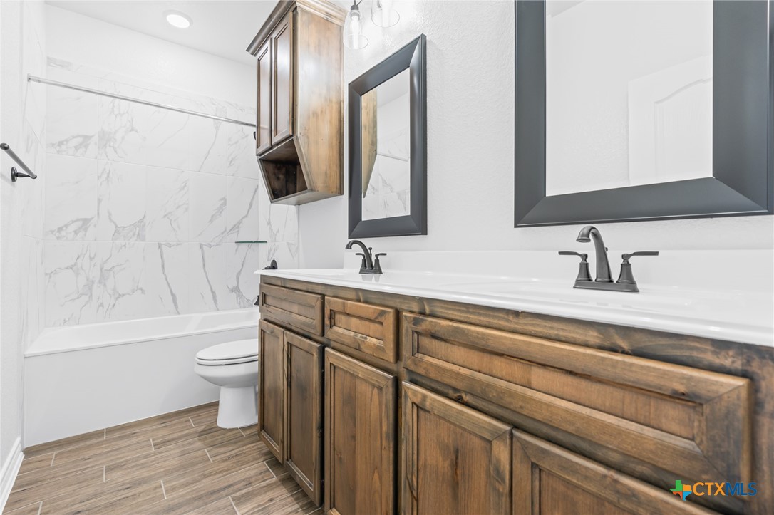 7703 Silicon Drive Property Photo 22