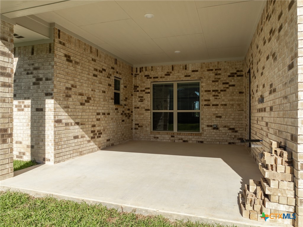 7703 Silicon Drive Property Photo 27
