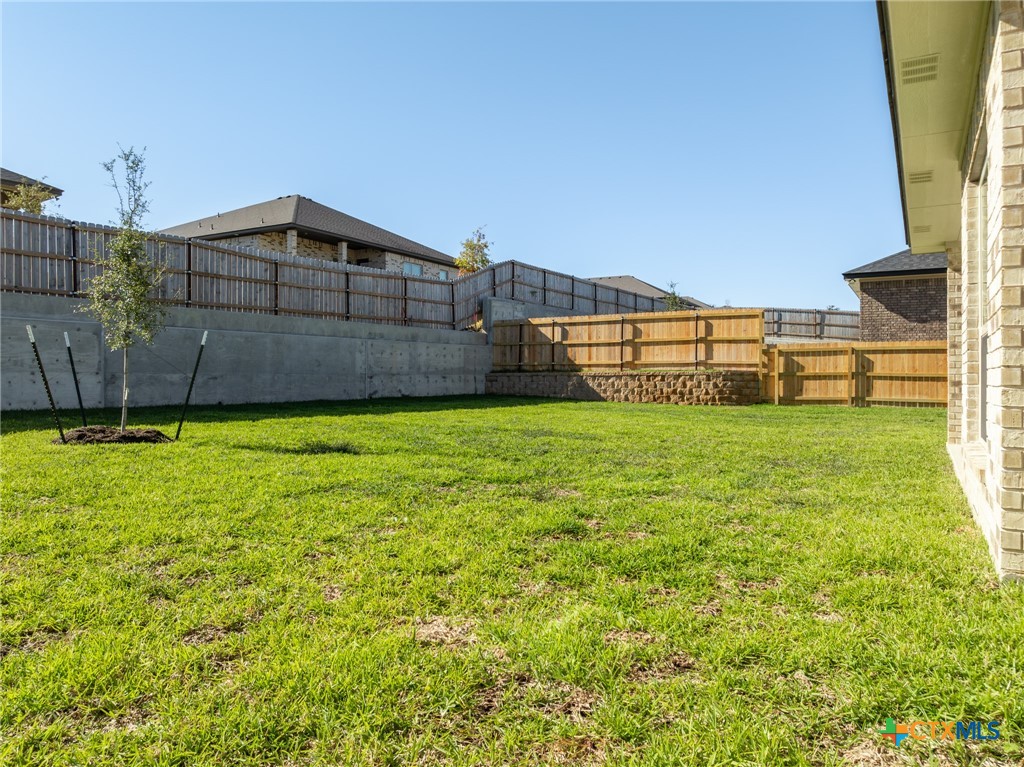 7703 Silicon Drive Property Photo 30