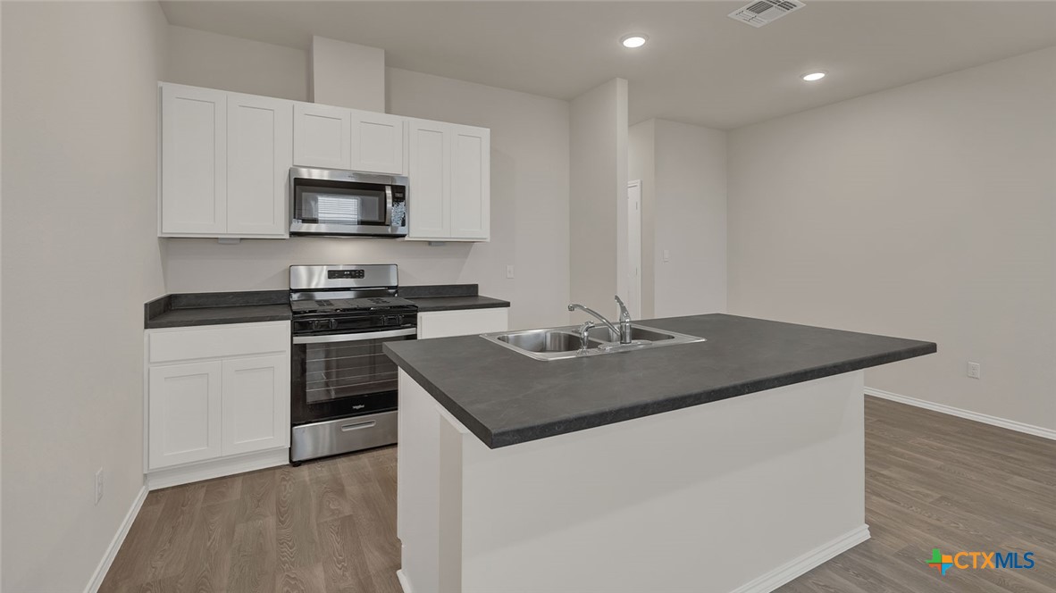 219 Jackson Street Property Photo 7