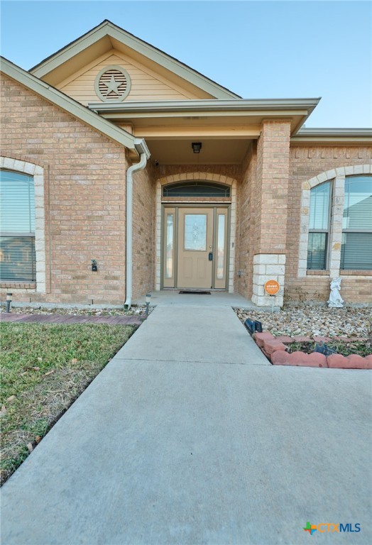 408 Curtis Drive Property Photo 3