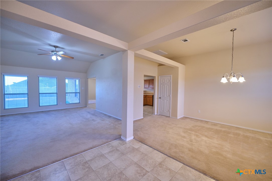 408 Curtis Drive Property Photo 4