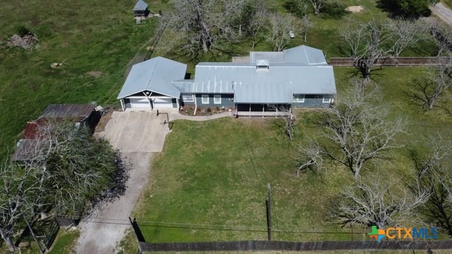 5596 Fm 616 Property Photo 2