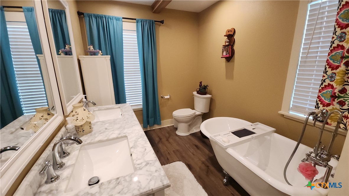 5596 Fm 616 Property Photo 16