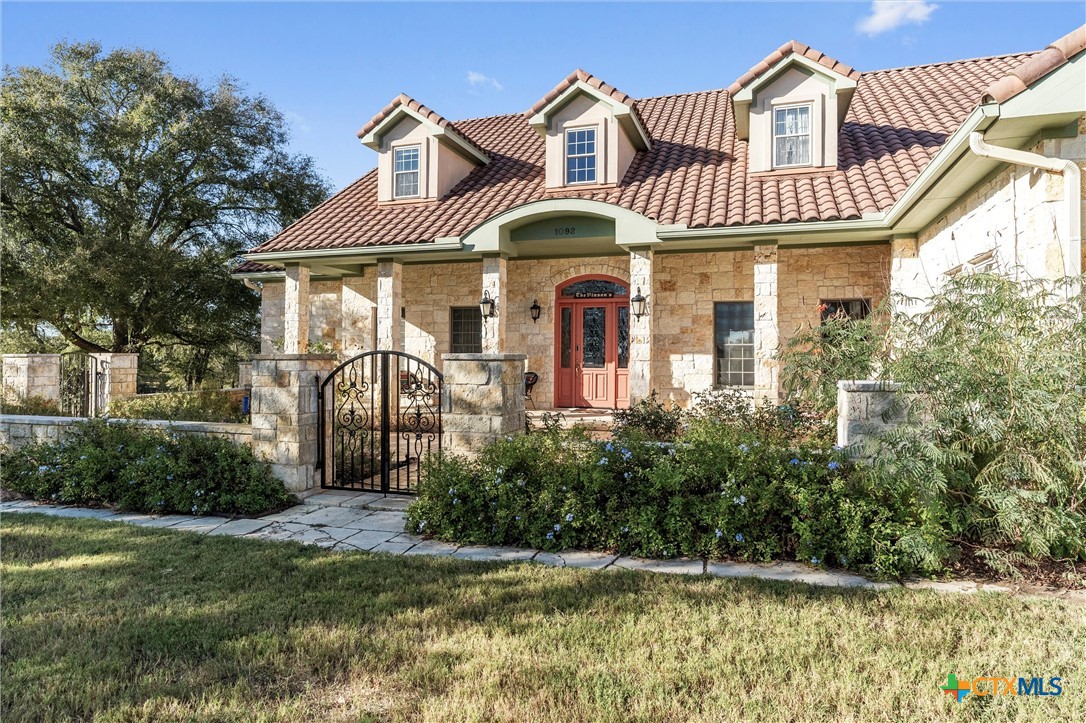 1092 Fm 3000 Property Photo 6