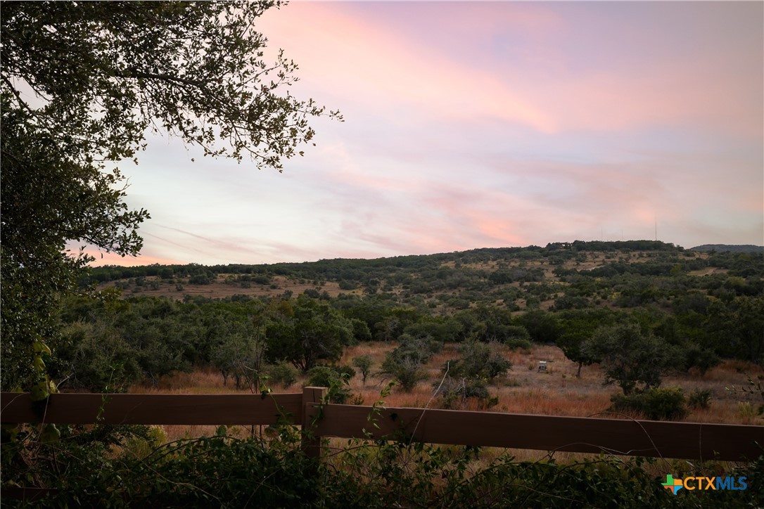 8075 Mount Sharp Road Property Photo 5