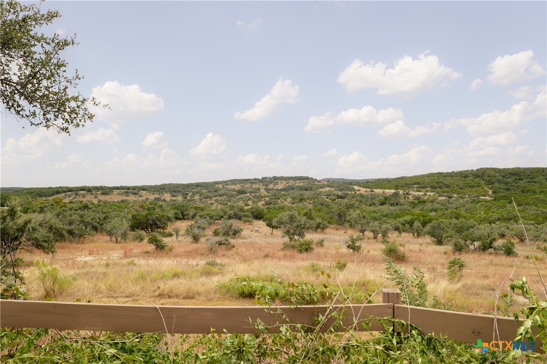 8075 Mount Sharp Road Property Photo 23