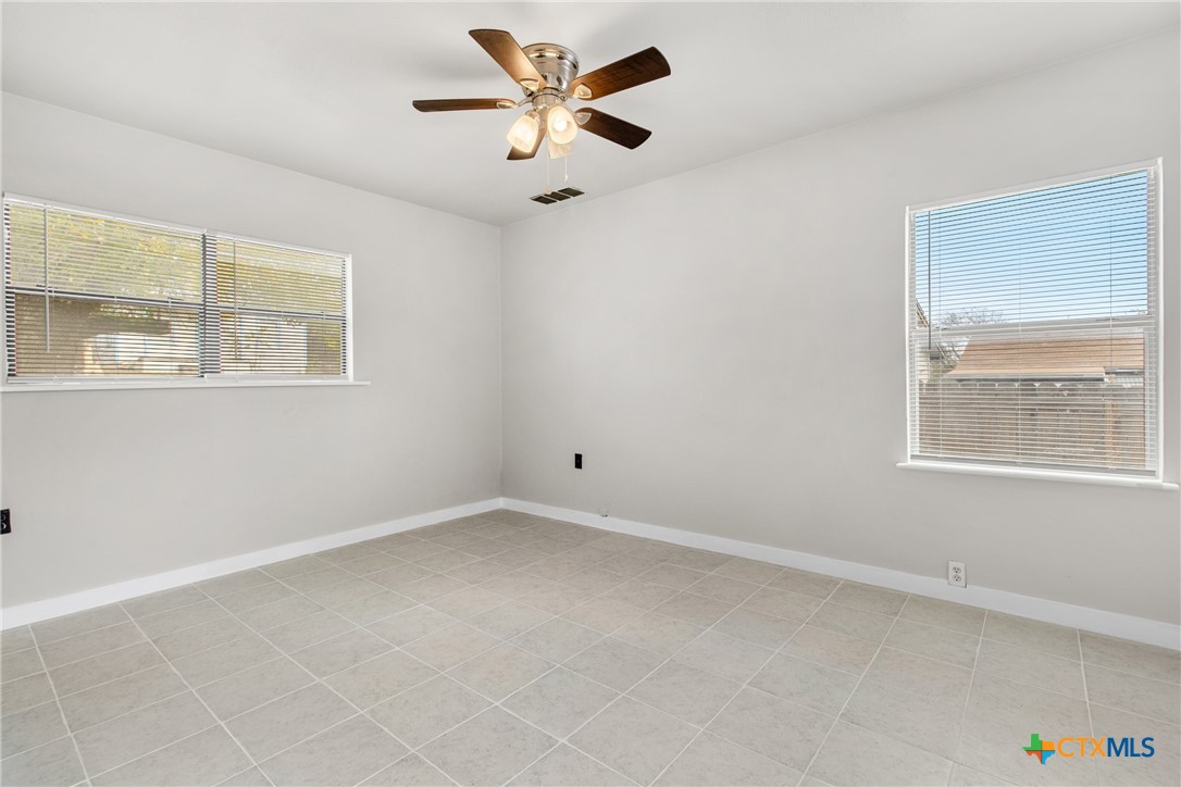 501 Hill Street Property Photo 16