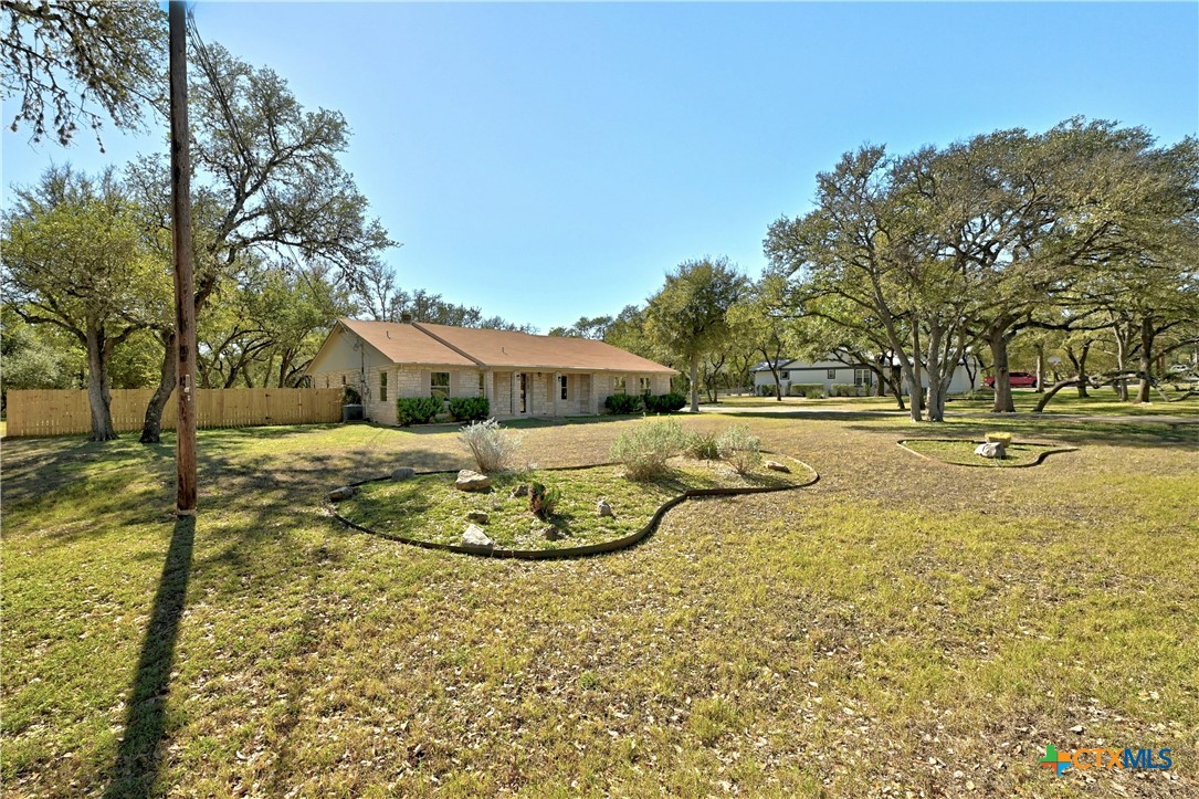 713 Mountain Drive Property Photo 3