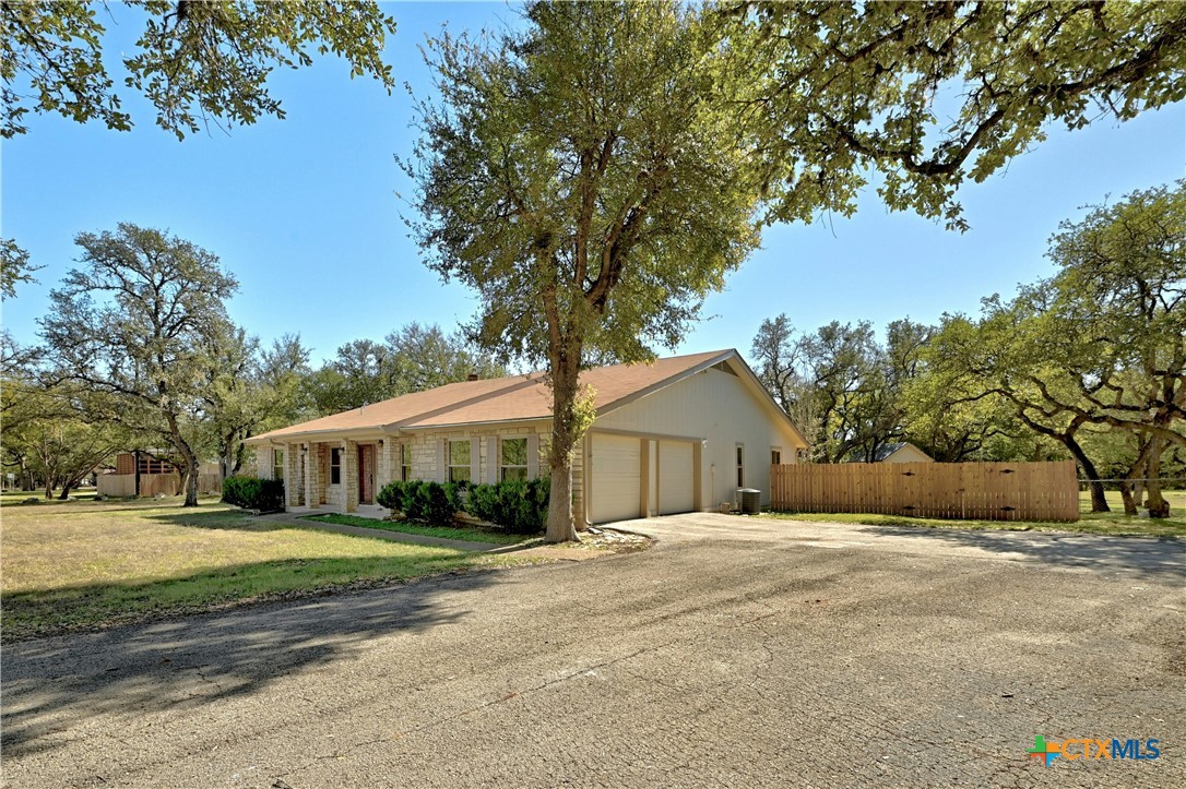 713 Mountain Drive Property Photo 4