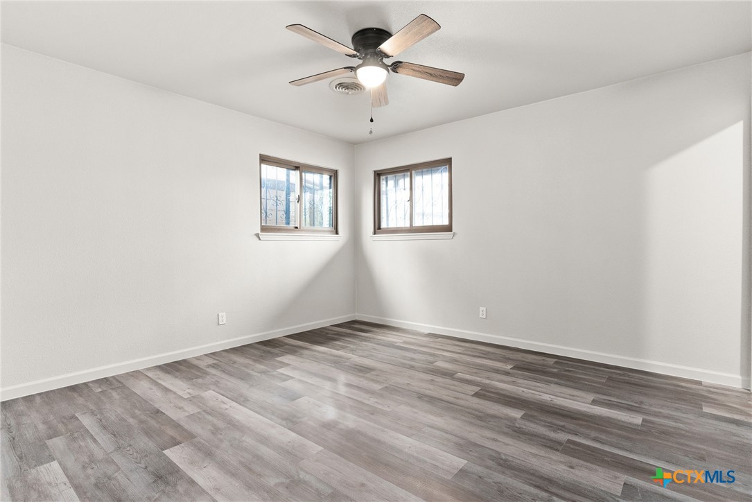 1403 Meadow Drive Property Photo 13