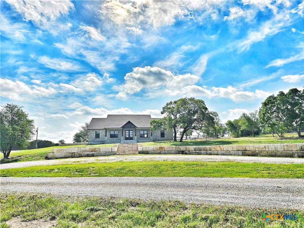 2300 Fm 215 Property Photo 1