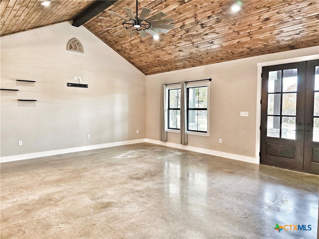 2300 Fm 215 Property Photo 10