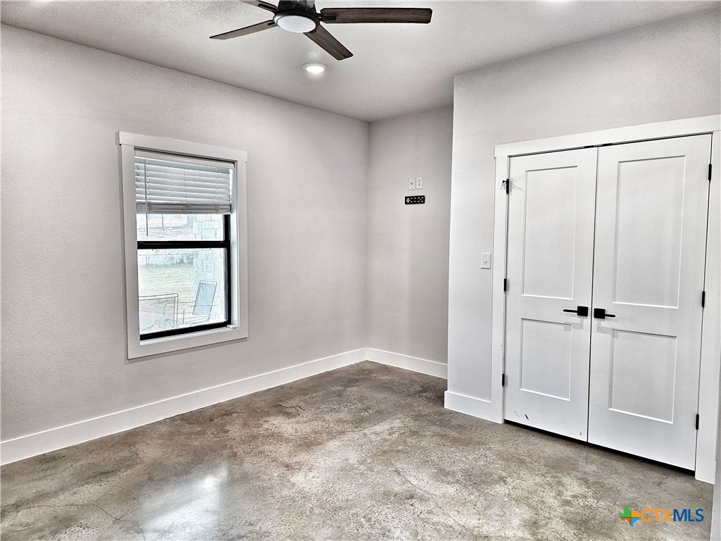 2300 Fm 215 Property Photo 30