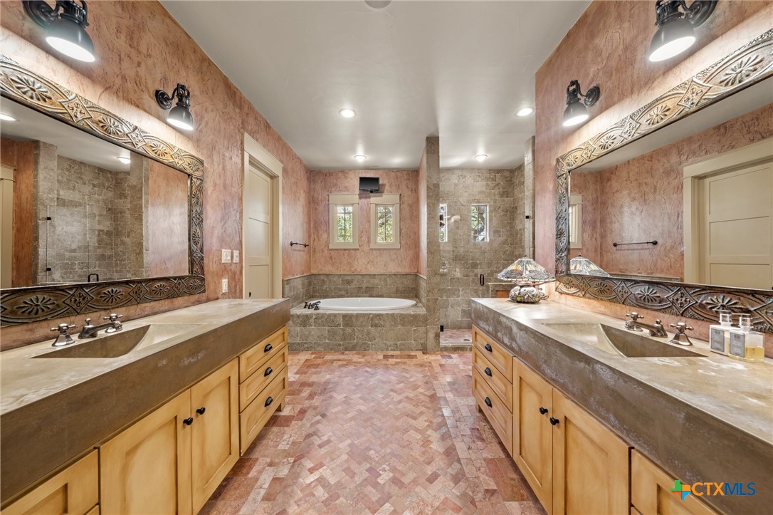 322 Wengenroth Road Property Photo 13