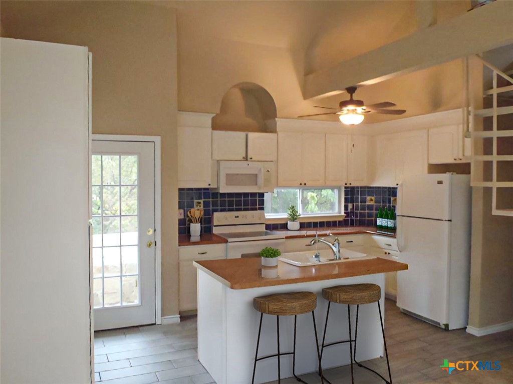 1262 Sleepy Hollow Lane Property Photo 4