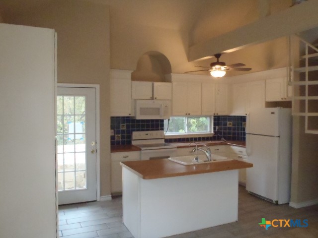 1262 Sleepy Hollow Lane Property Photo 5