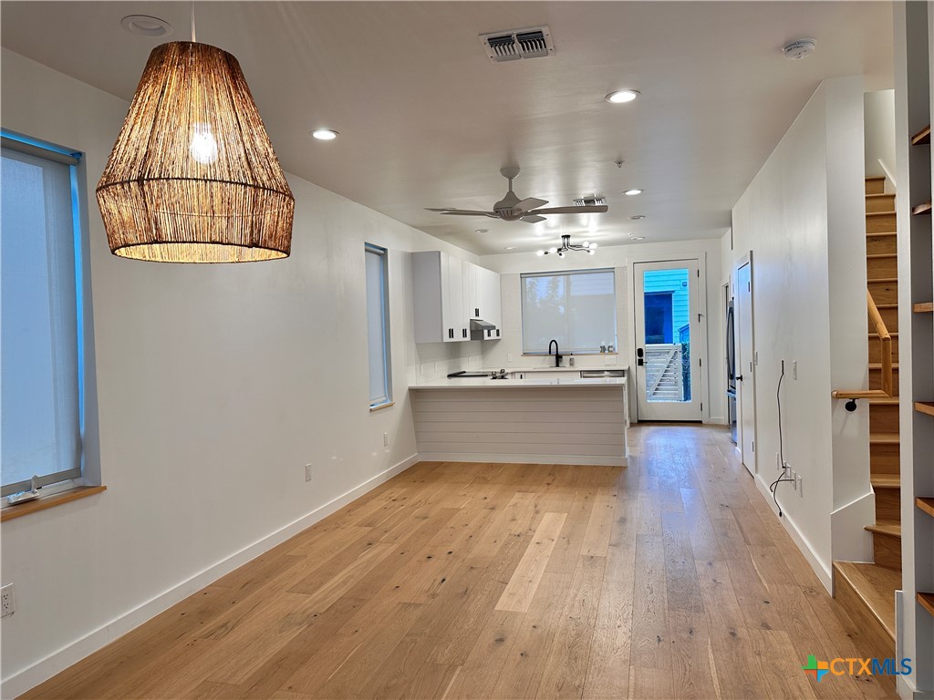 1907 Dutton Drive A Property Photo 11