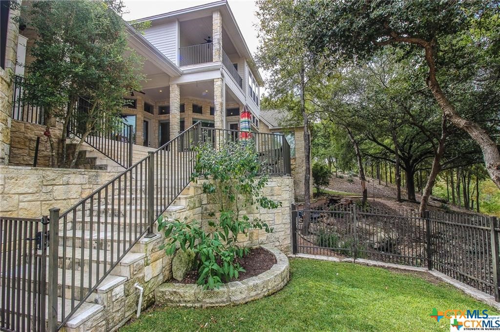 10286 Hartrick Bluff Road Property Photo 4