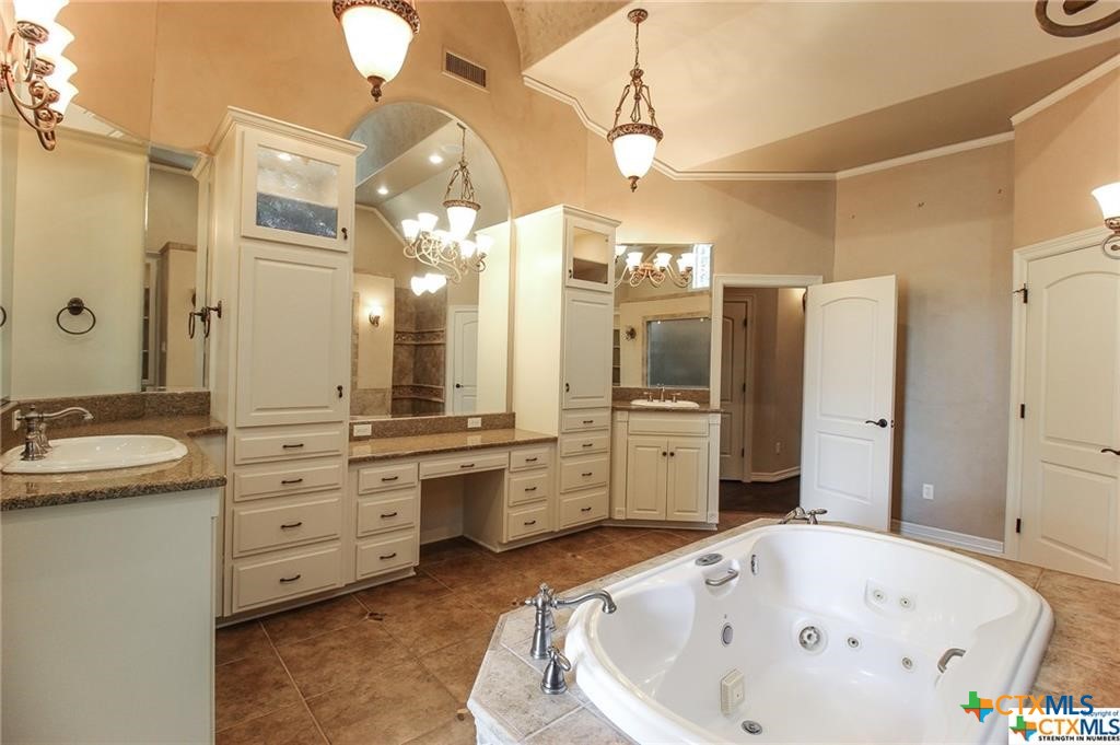 10286 Hartrick Bluff Road Property Photo 31