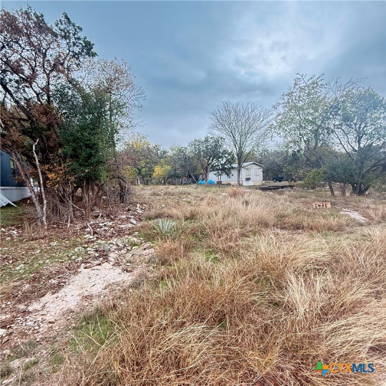 5435 Lakeaire Boulevard Property Photo 5