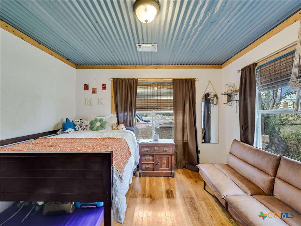 743 Centre Street Property Photo 11