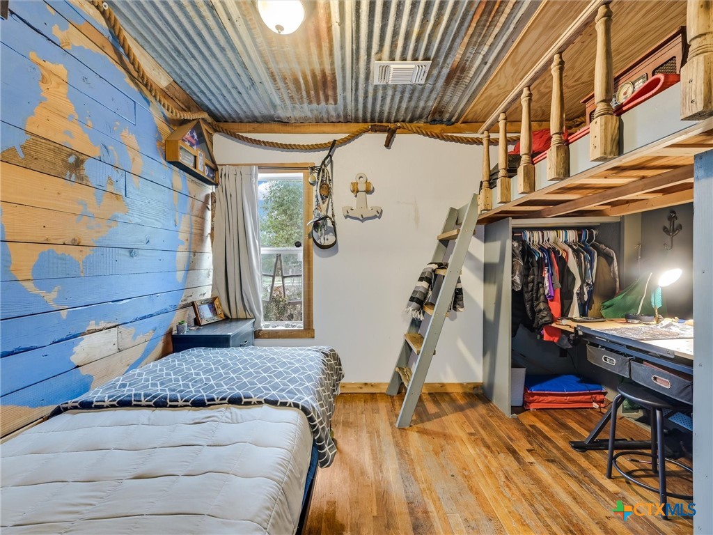 743 Centre Street Property Photo 12