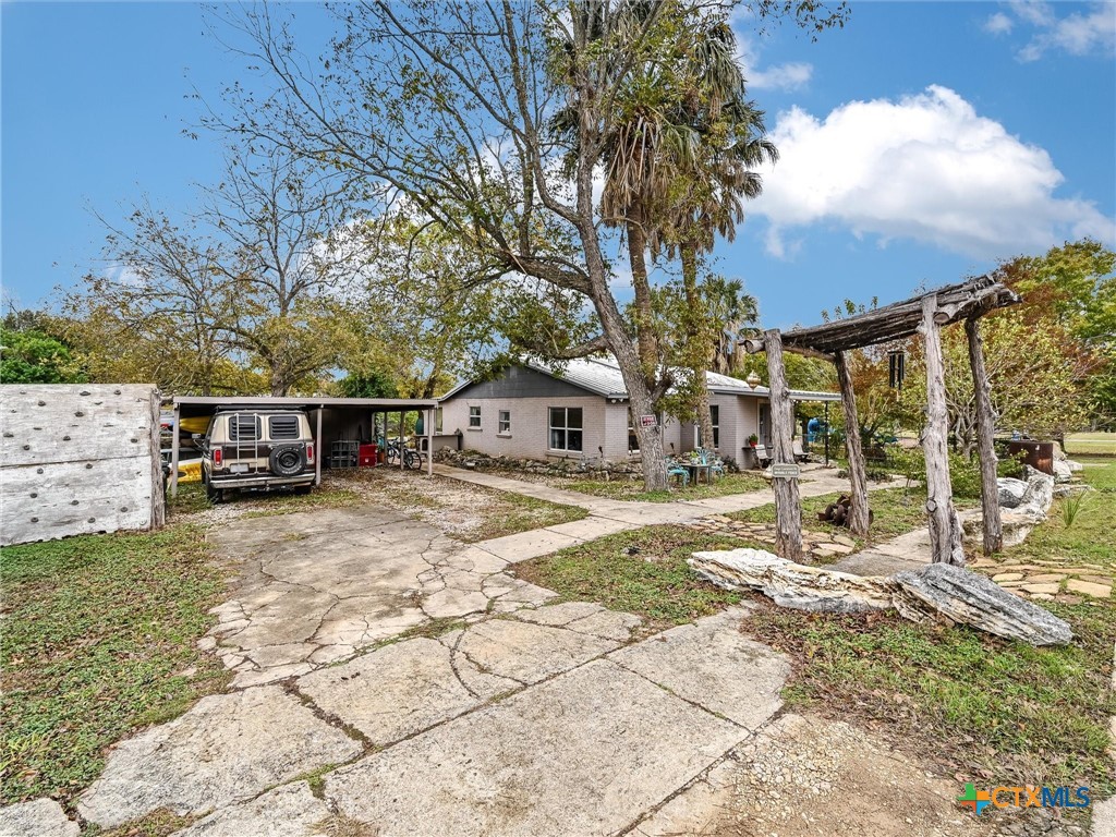 743 Centre Street Property Photo 16