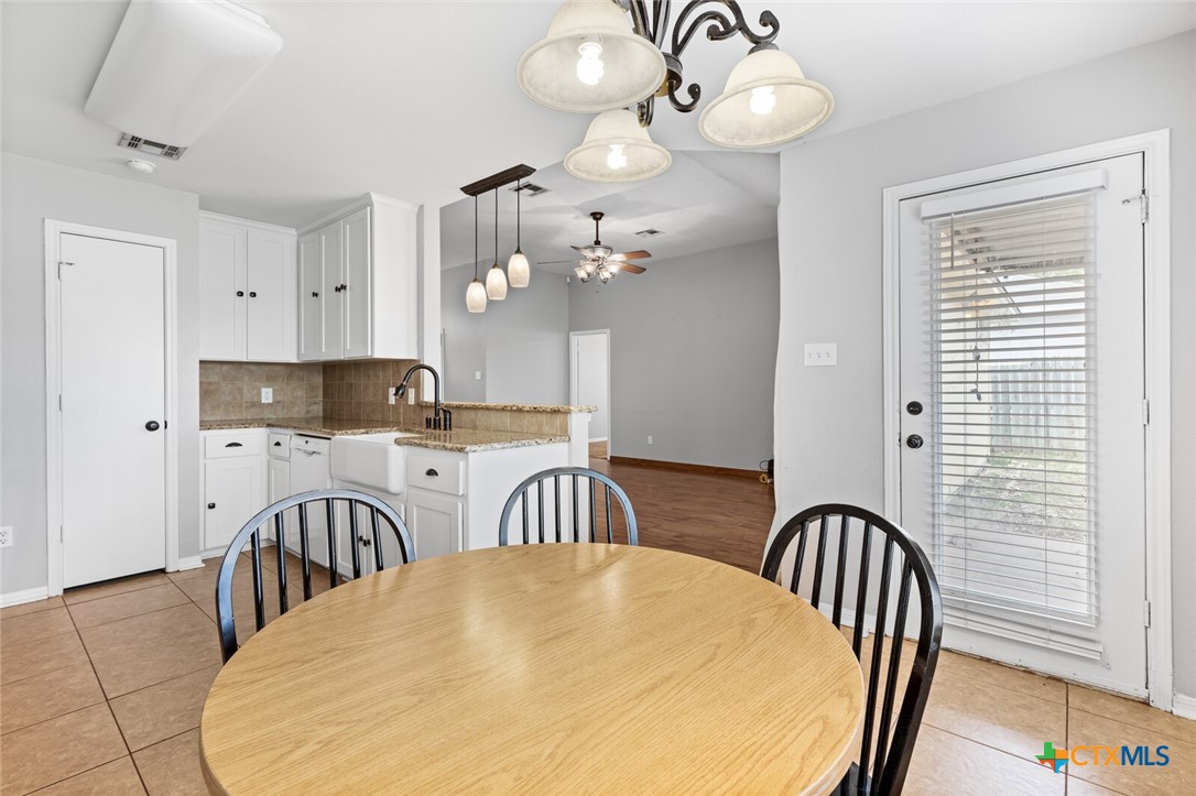 808 Silver Stone Drive Property Photo 11