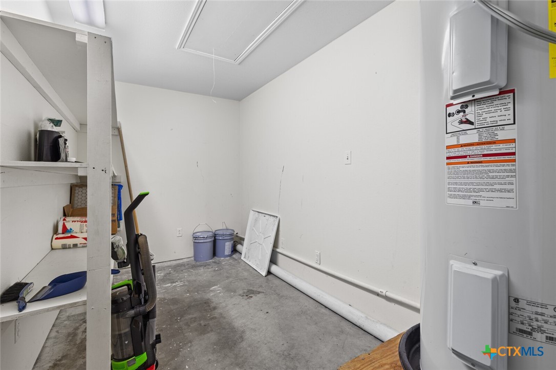 808 Silver Stone Drive Property Photo 29