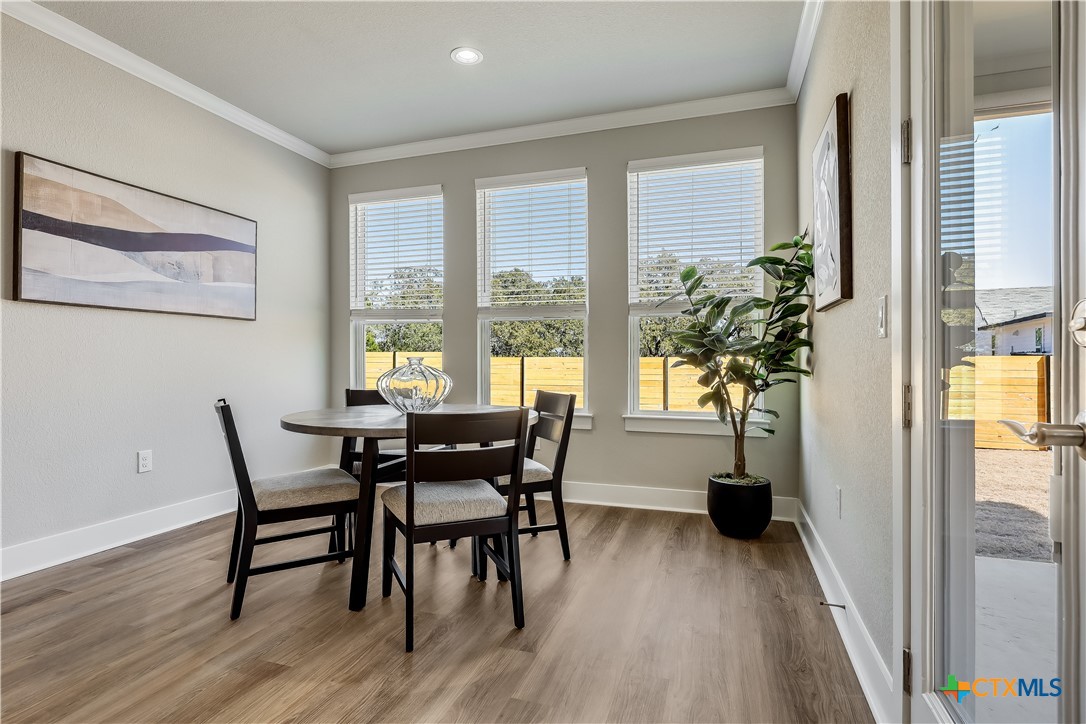 21712 O Henry Avenue Property Photo 15