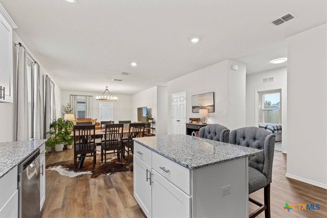808 Beacon Heights Property Photo 12