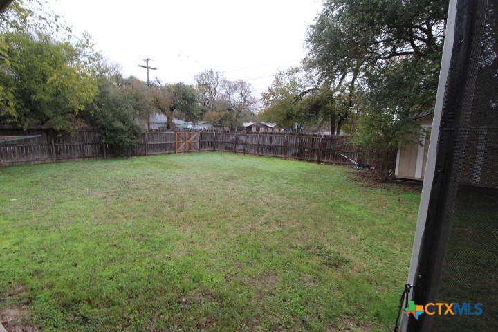 40 Market Loop Property Photo 13
