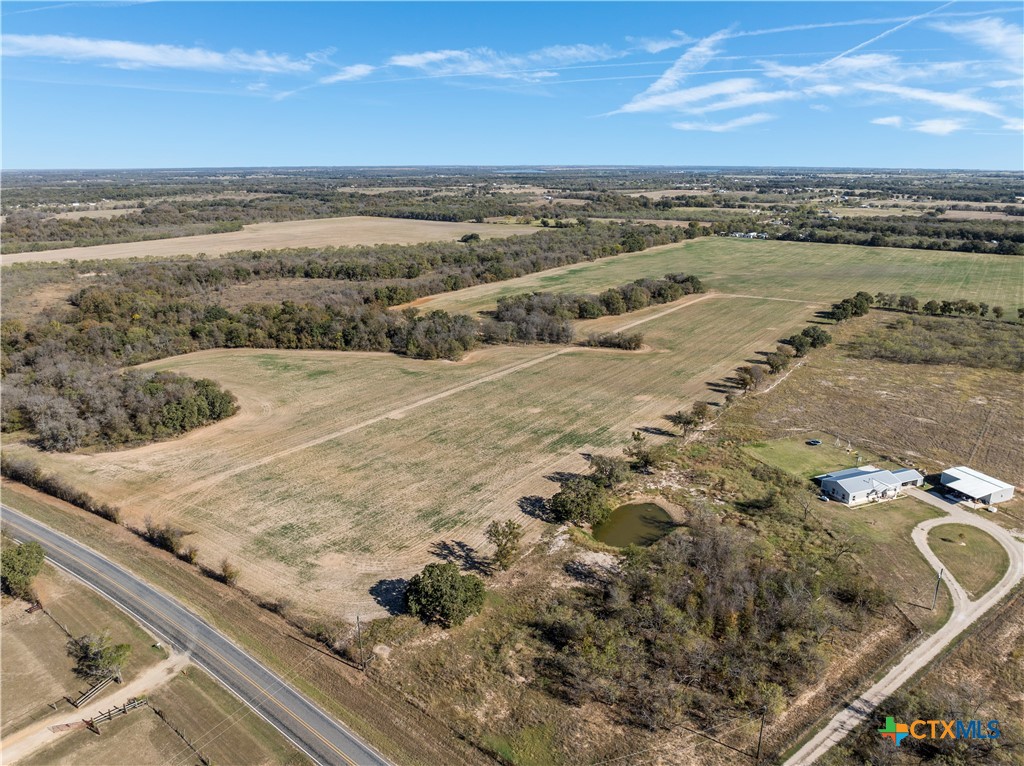 1707 W Lake Creek Road Property Photo 6