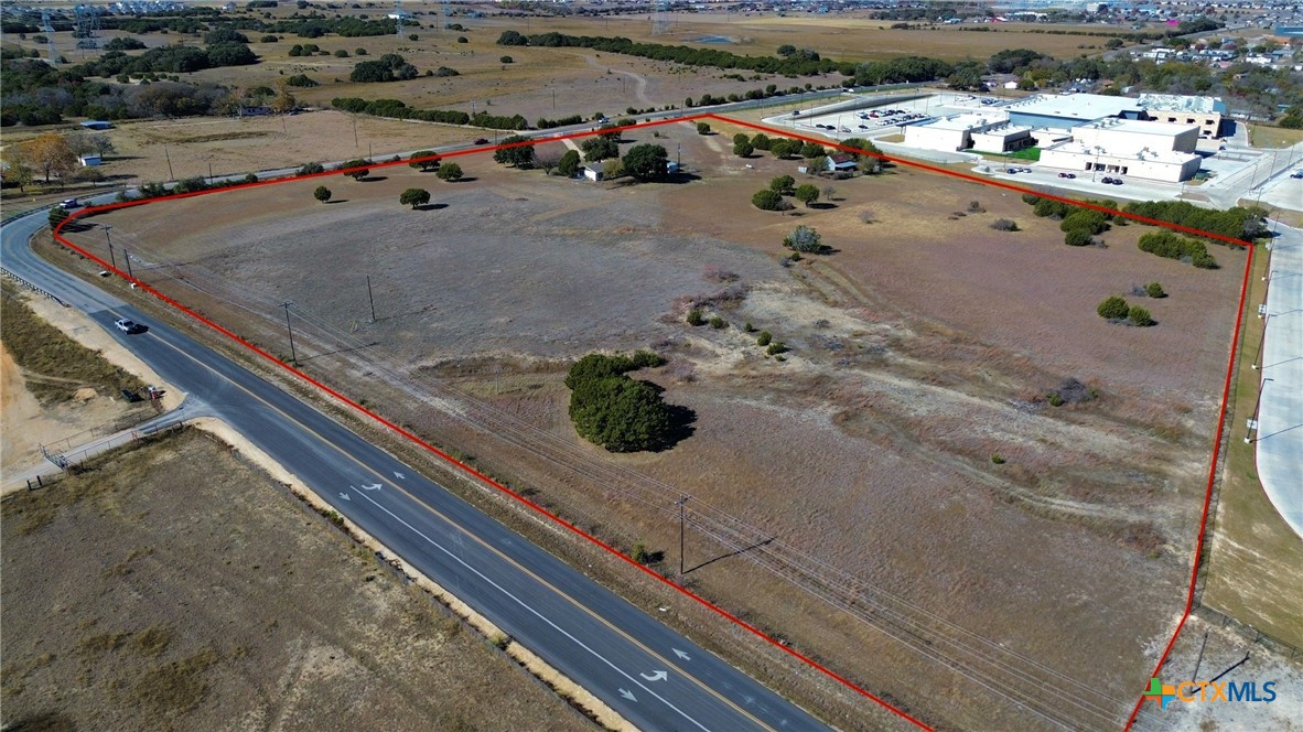 5466 Chaparral Road Property Photo