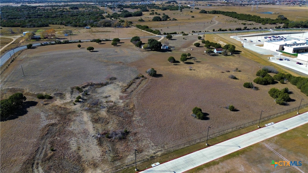 5466 Chaparral Road Property Photo 4