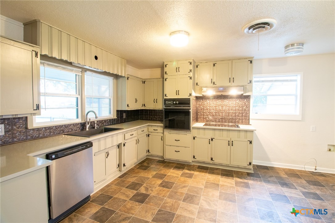 5466 Chaparral Road Property Photo 19