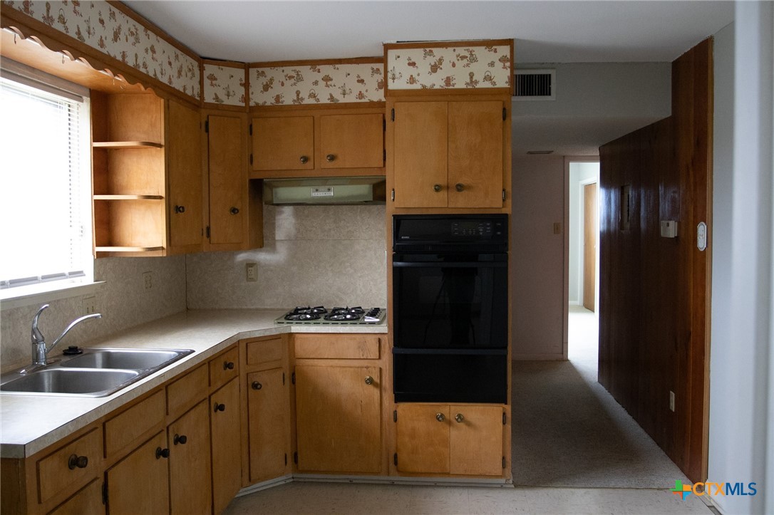 1101 Ridgeway Drive Property Photo 14