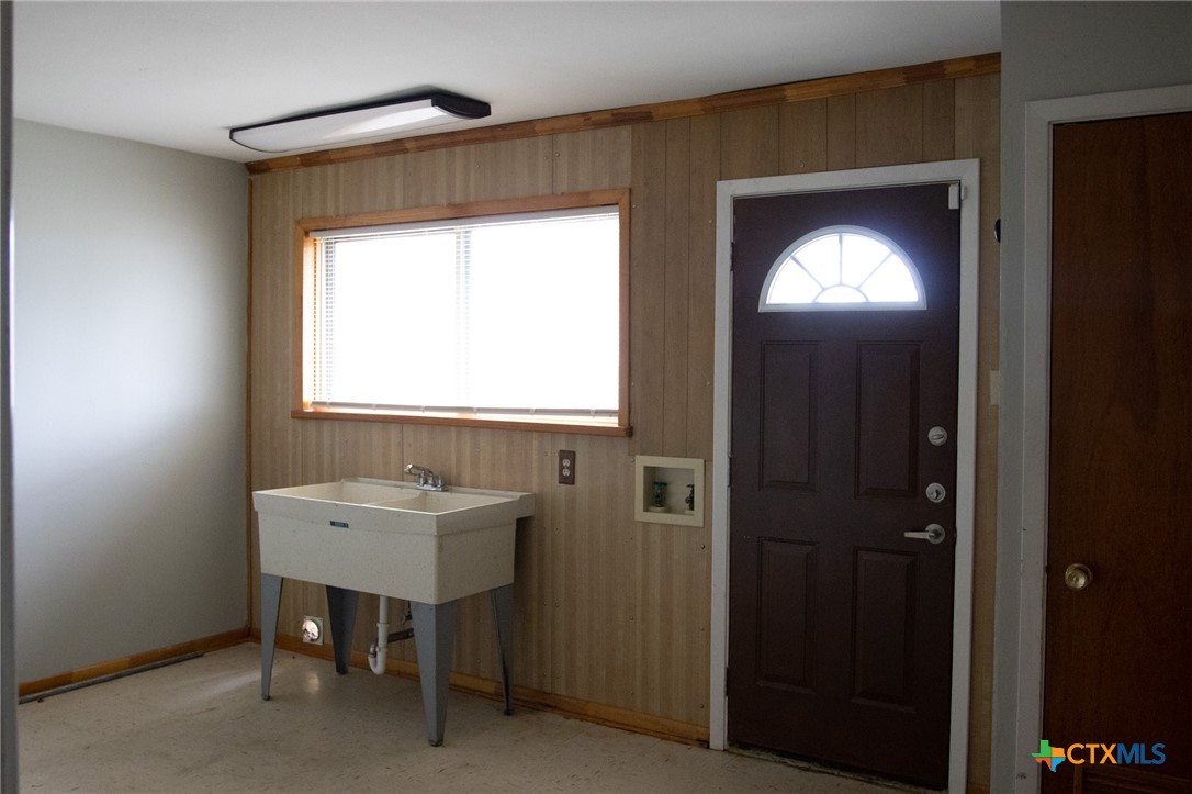 1101 Ridgeway Drive Property Photo 15
